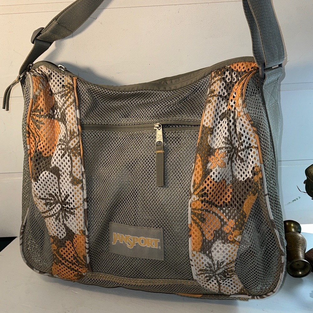 Jansport messanger bag taupe knit/Polynesian knit detail